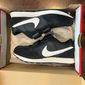 Nike MD Valiant 1.5Y (Brand New, Never Worn)